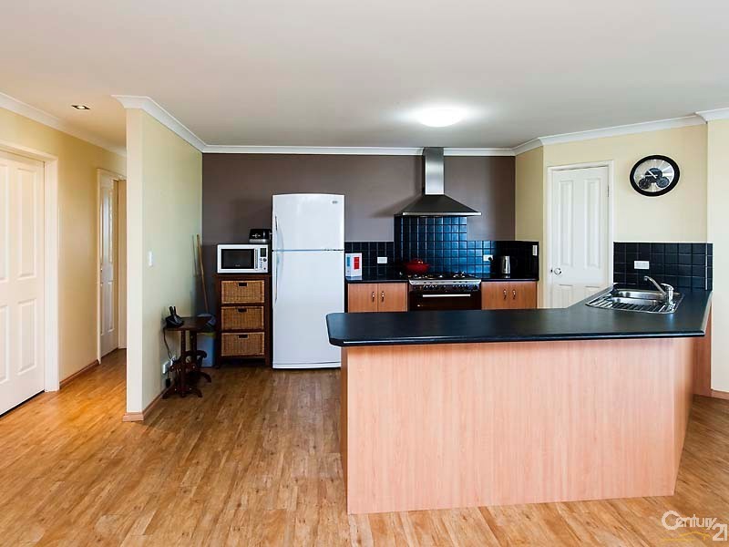 44 Dumaresq Loop, Quinns Rocks WA 6030