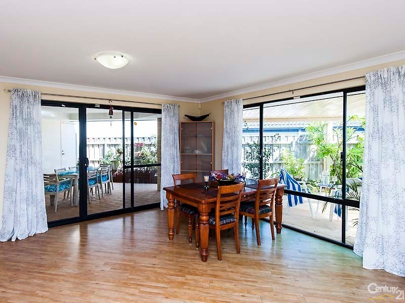 44 Dumaresq Loop, Quinns Rocks WA 6030