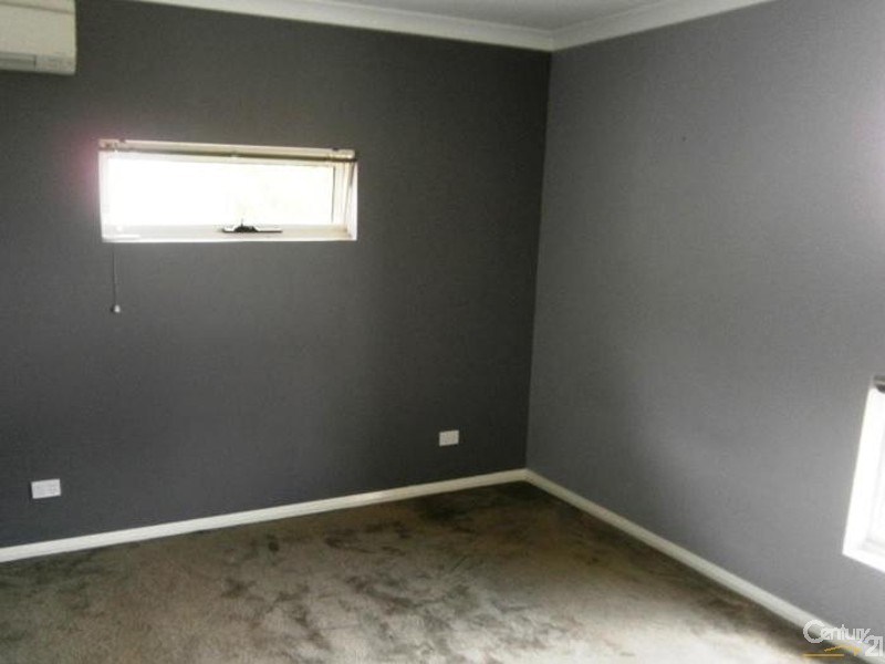 8 Tambelyn Street, Clarkson WA 6030