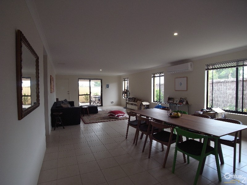 272 Camborne Parkway, Butler WA 6036