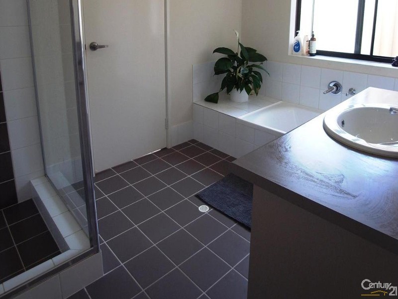 272 Camborne Parkway, Butler WA 6036
