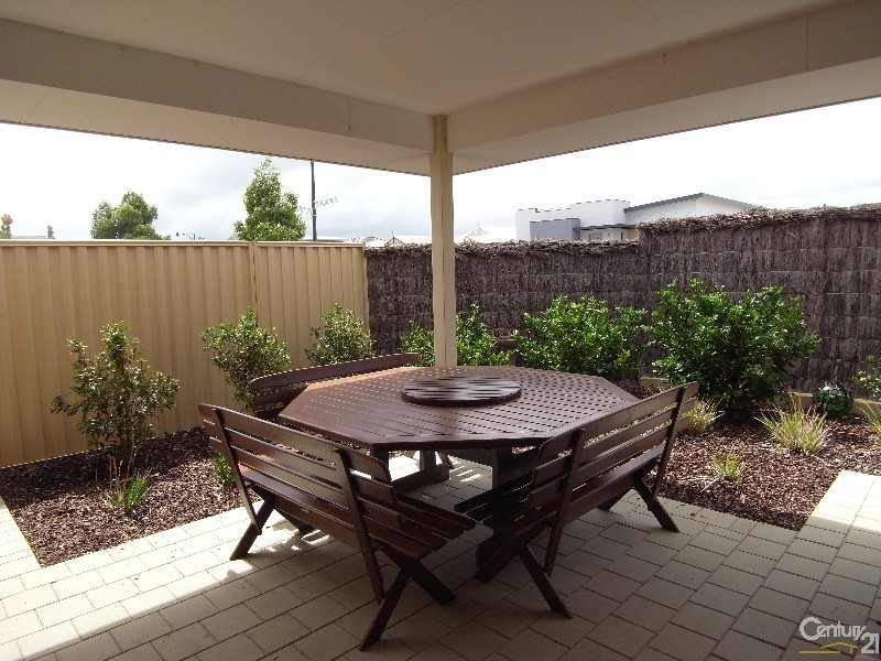 272 Camborne Parkway, Butler WA 6036