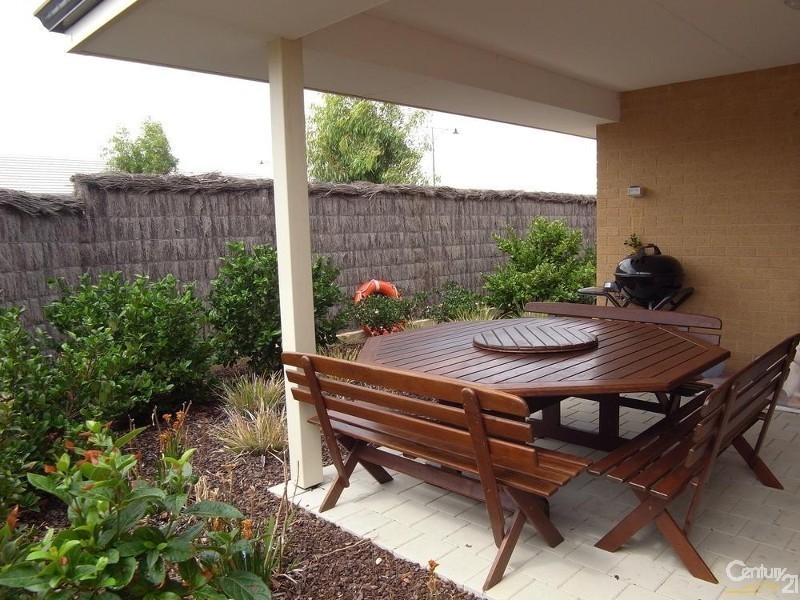272 Camborne Parkway, Butler WA 6036