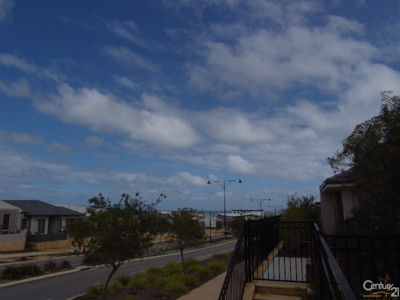 272 Camborne Parkway, Butler WA 6036