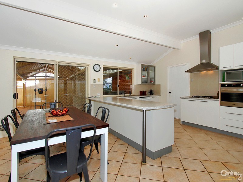 8 Glebe close, Mindarie WA 6030