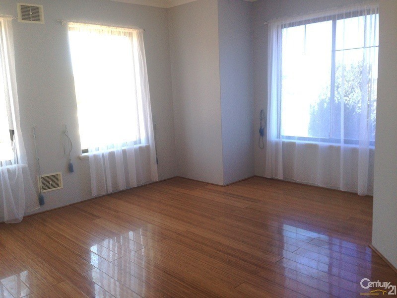 9 Long Beach Promenade, Mindarie WA 6030