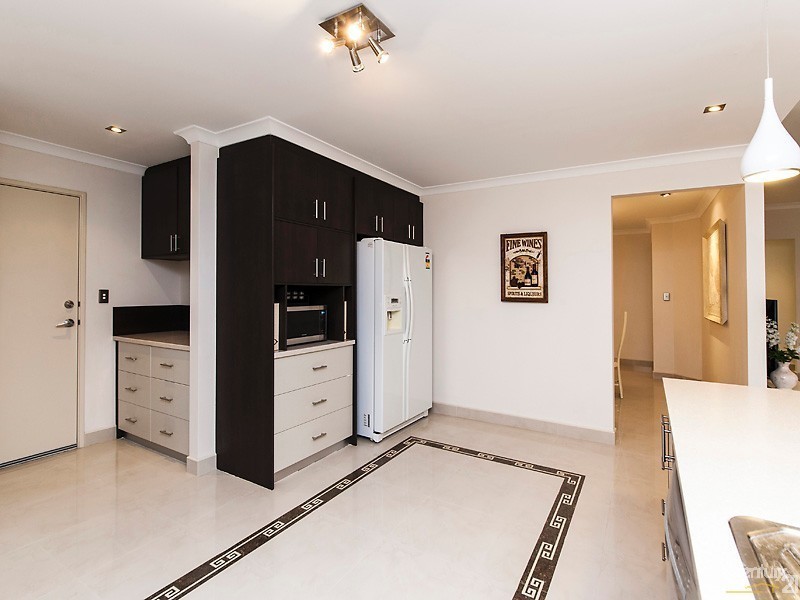 12 Portland Way, Ridgewood WA 6030