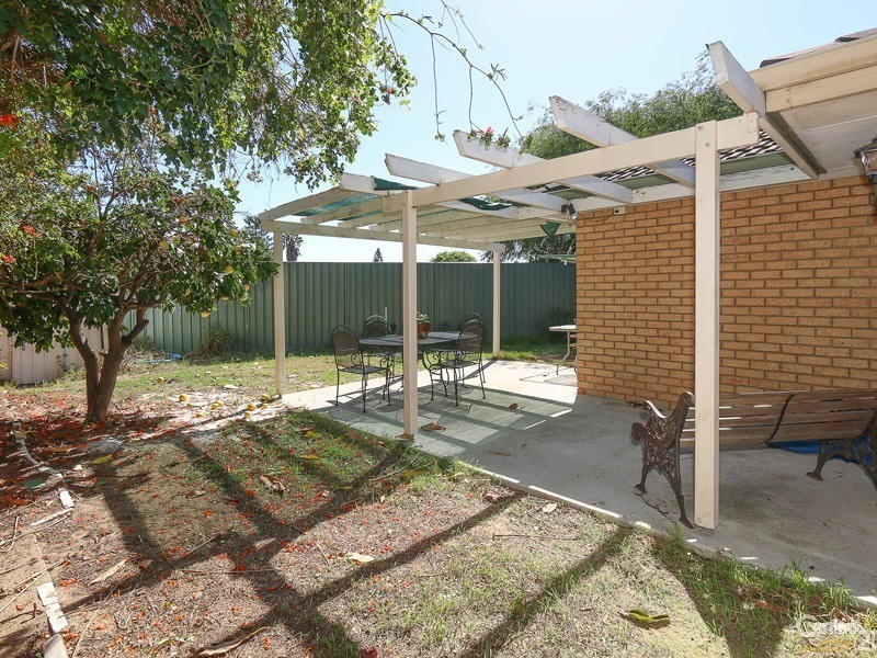 5B Gumblossom Way, Quinns Rocks WA 6030