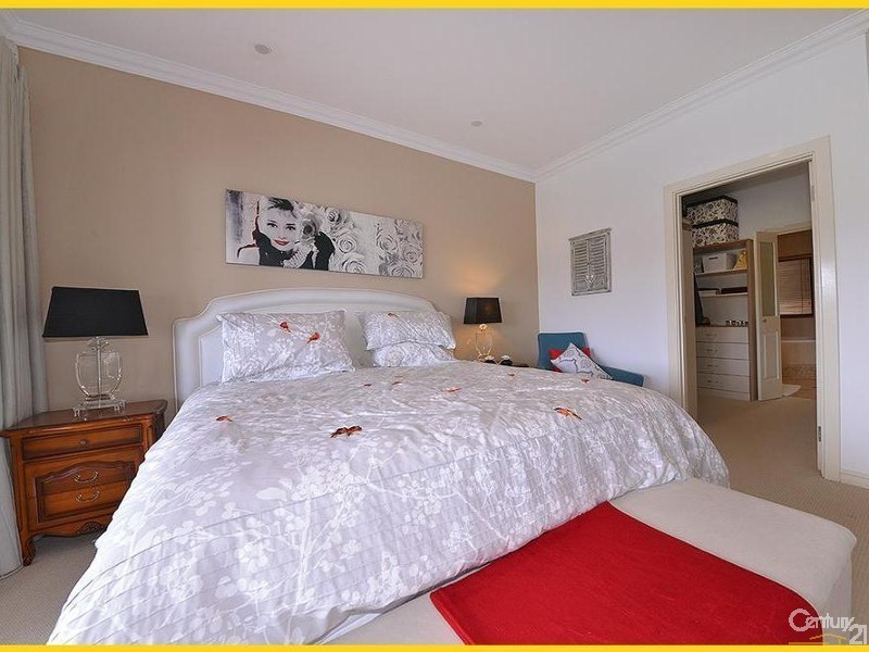 4/6 Itea Place, Mindarie WA 6030
