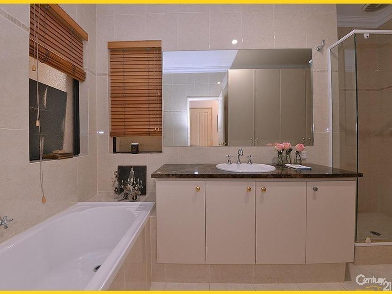 4/6 Itea Place, Mindarie WA 6030