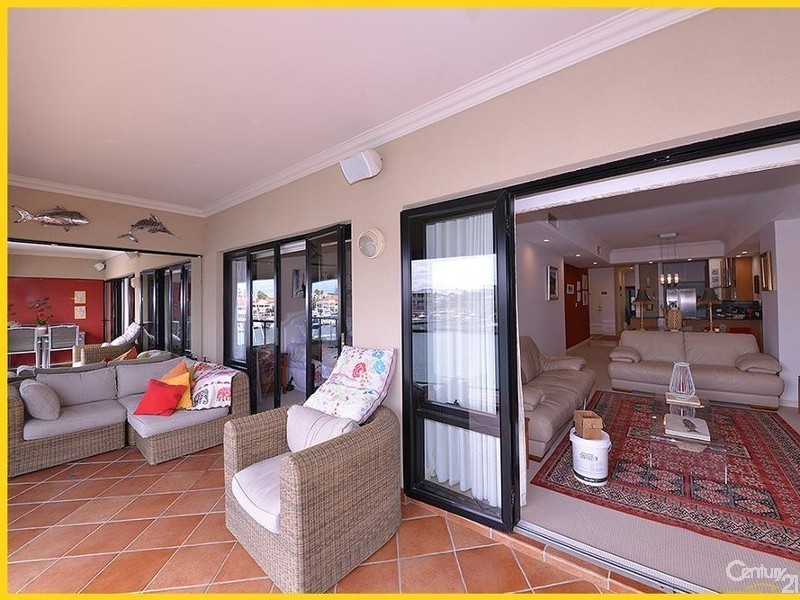 4/6 Itea Place, Mindarie WA 6030
