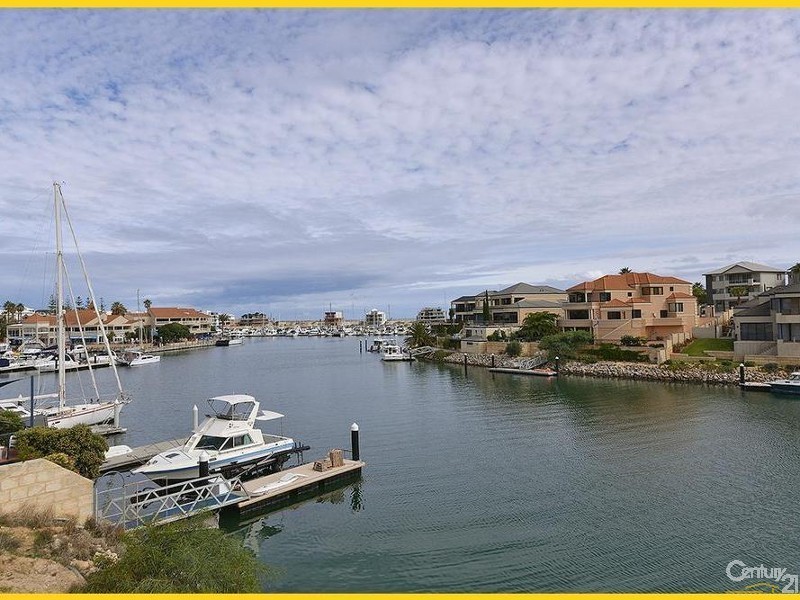 4/6 Itea Place, Mindarie WA 6030