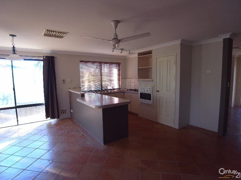 21 Longridge Rise, Quinns Rocks WA 6030