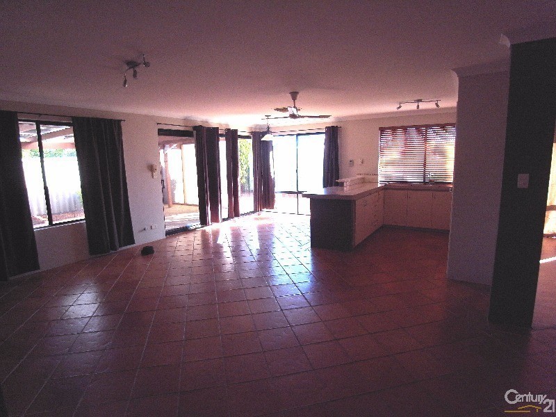 21 Longridge Rise, Quinns Rocks WA 6030