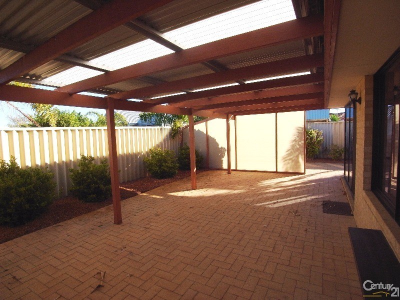 21 Longridge Rise, Quinns Rocks WA 6030