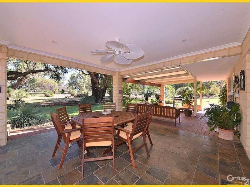 214 Countryside Drive, Two Rocks WA 6037