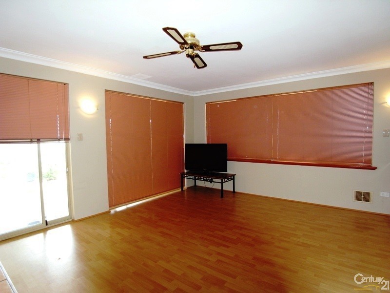 22 Whitby Close, Mindarie WA 6030