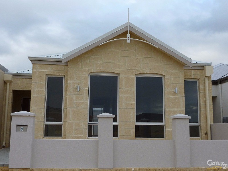 8 Portsalon Parkway, Butler WA 6036