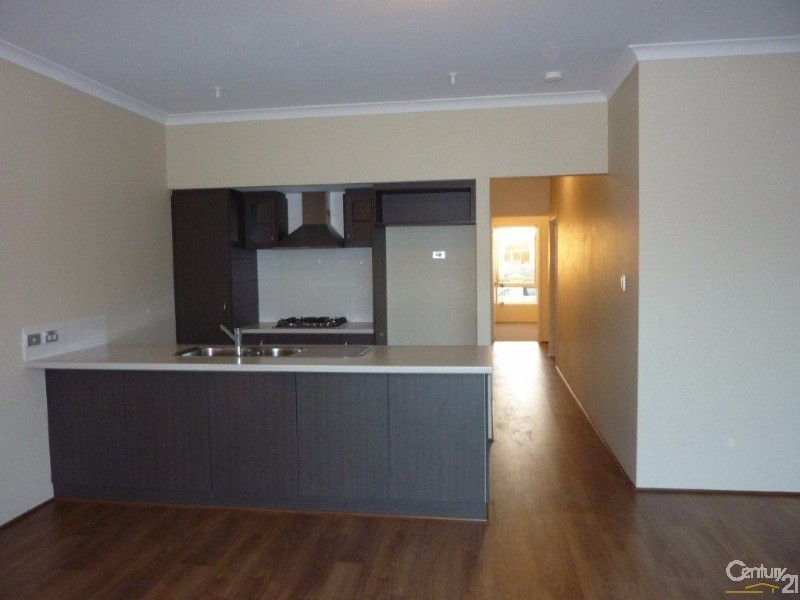 8 Portsalon Parkway, Butler WA 6036