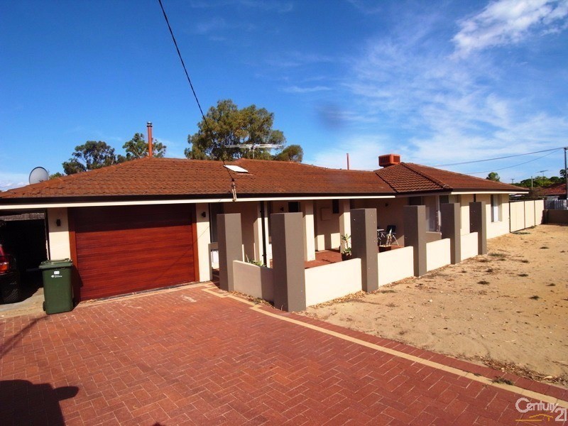 90 Camberwarra Drive, Craigie WA 6025