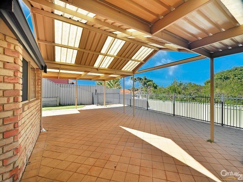 90 Glencoe Loop, Kinross WA 6028