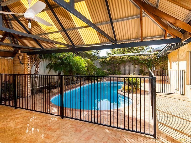 7 Roe Court, Padbury WA 6025