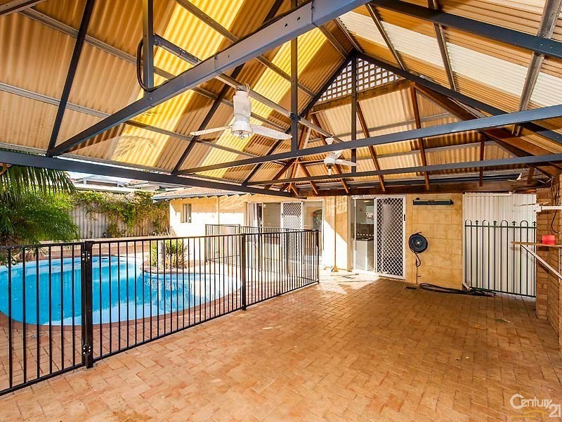 7 Roe Court, Padbury WA 6025