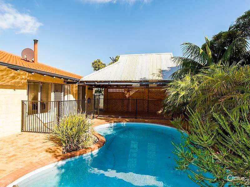 7 Roe Court, Padbury WA 6025