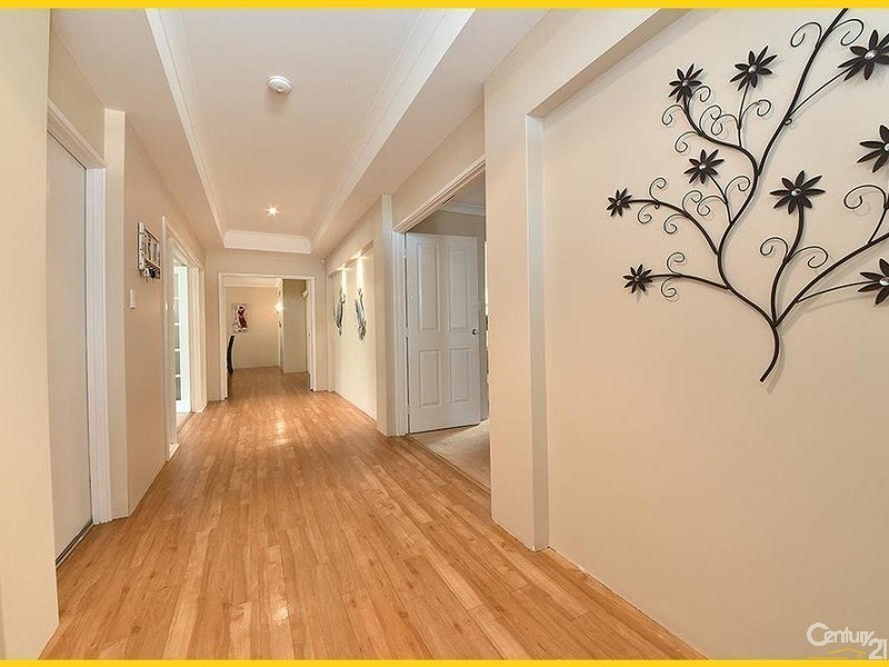 20 Bantry Bend, Mindarie WA 6030