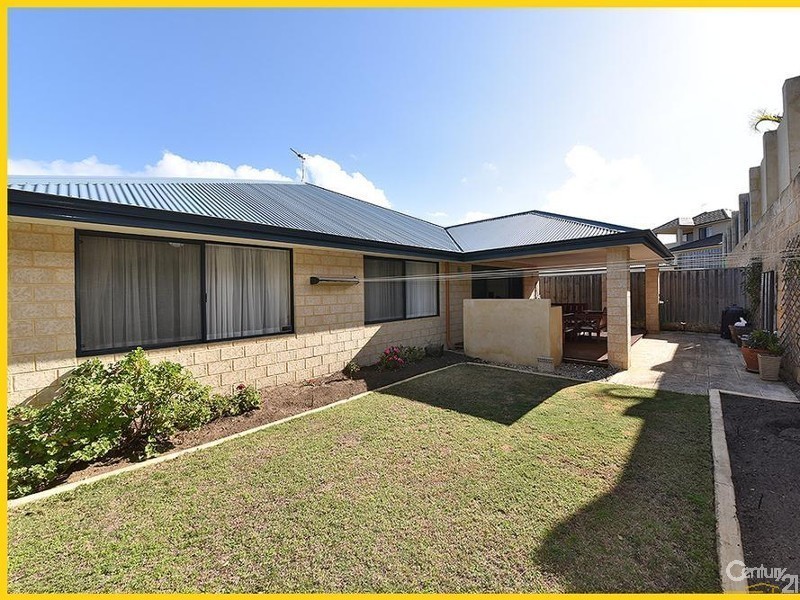 20 Bantry Bend, Mindarie WA 6030