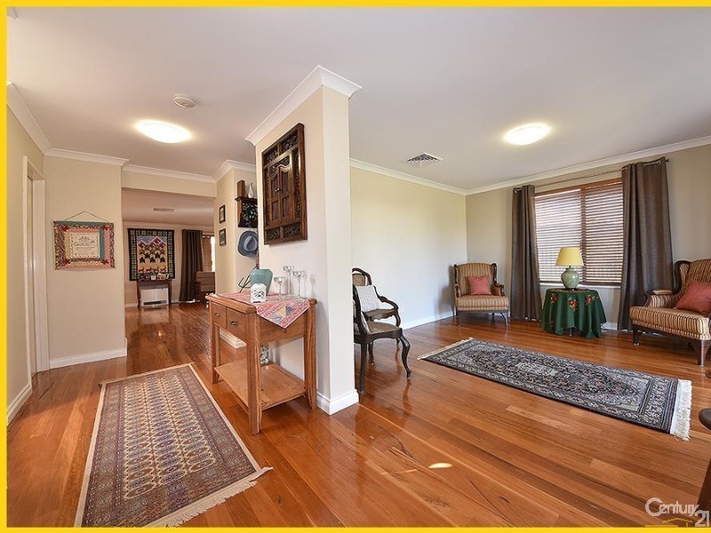 72 Camborne Parkway, Butler WA 6036