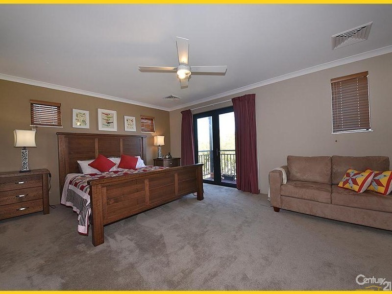 72 Camborne Parkway, Butler WA 6036