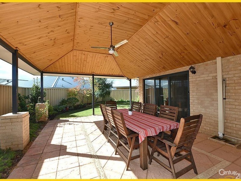 72 Camborne Parkway, Butler WA 6036
