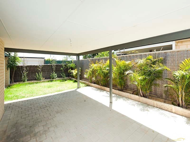 95 Rosegreen Ave, Butler WA 6036