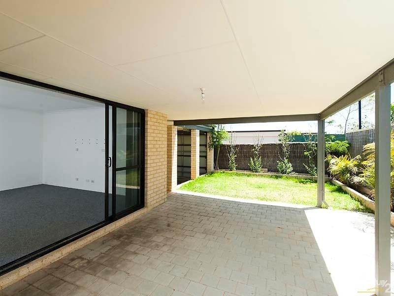 95 Rosegreen Ave, Butler WA 6036