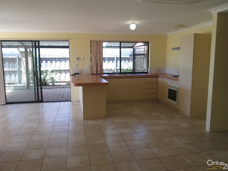 31 Lithgow Drive, Clarkson WA 6030