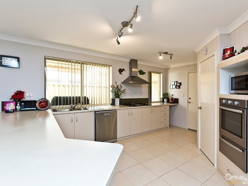 15 Portland Way, Ridgewood WA 6030