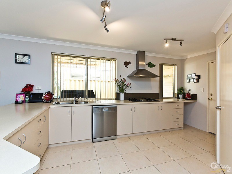 15 Portland Way, Ridgewood WA 6030