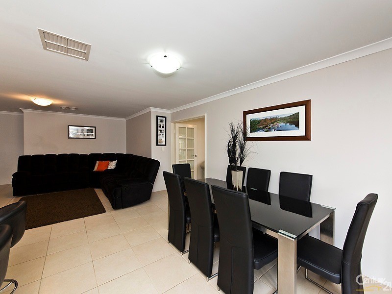 15 Portland Way, Ridgewood WA 6030