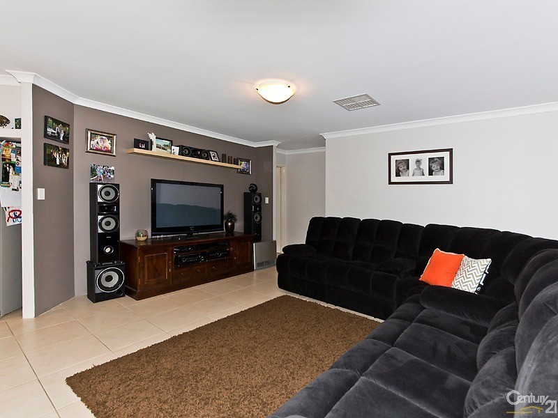 15 Portland Way, Ridgewood WA 6030