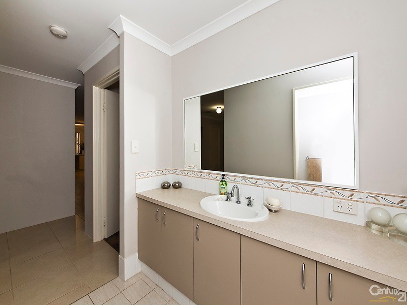 15 Portland Way, Ridgewood WA 6030