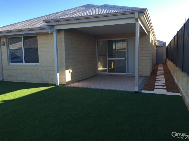 31 Marlinspike Boulevard, Jindalee WA 6036