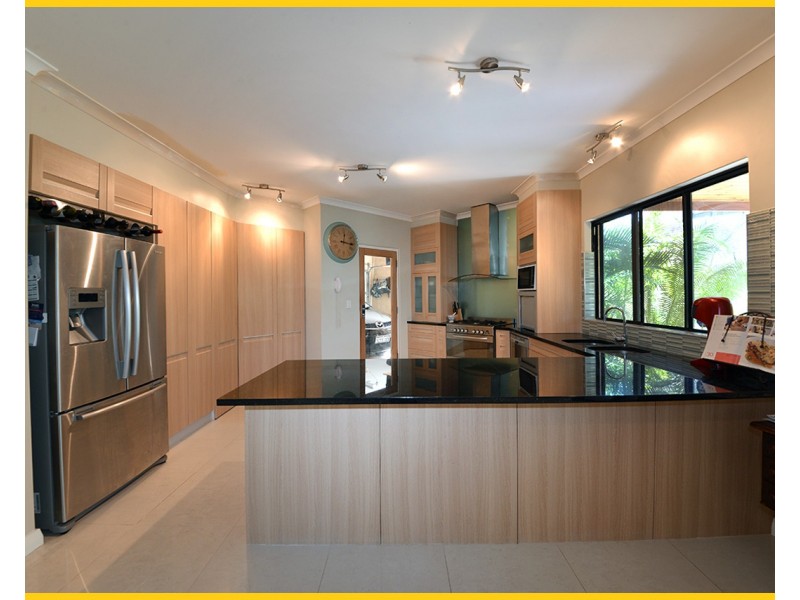 17 Gateshead Loop, Mindarie WA 6030