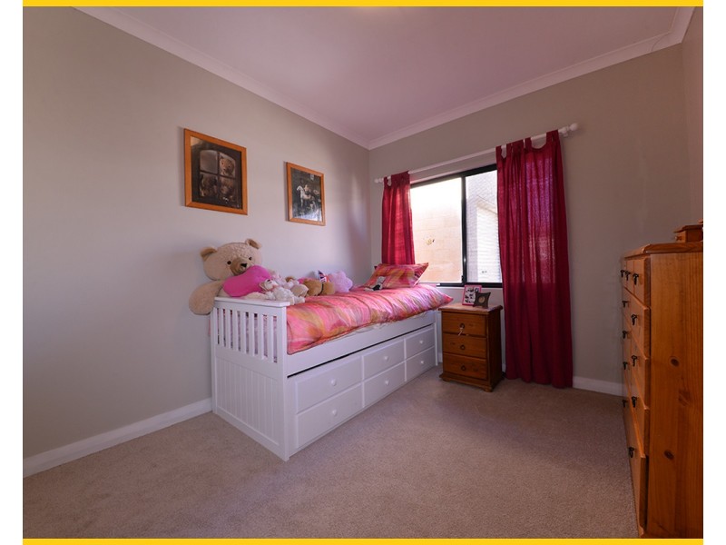 17 Gateshead Loop, Mindarie WA 6030