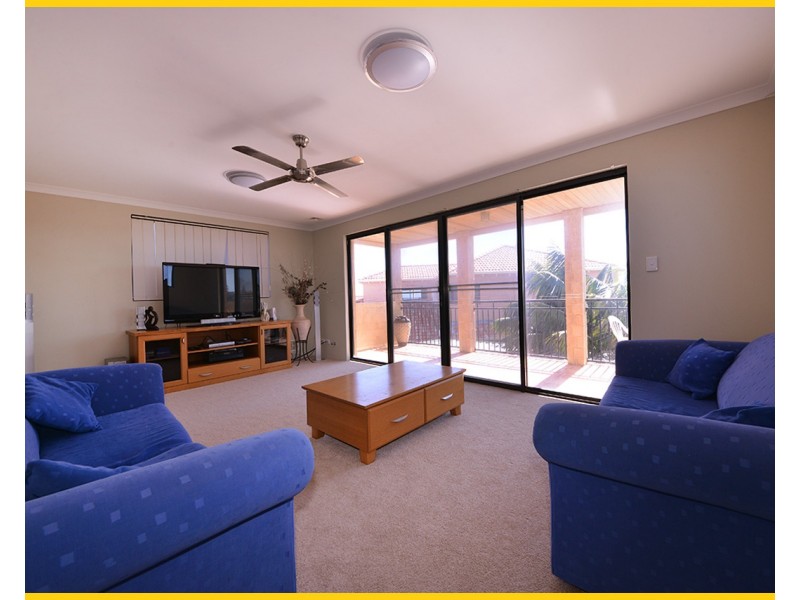 17 Gateshead Loop, Mindarie WA 6030