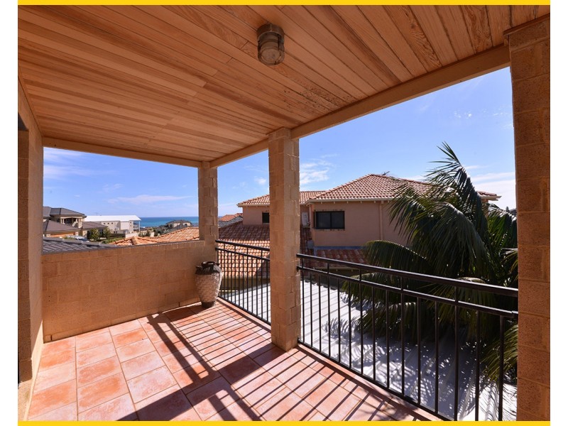 17 Gateshead Loop, Mindarie WA 6030