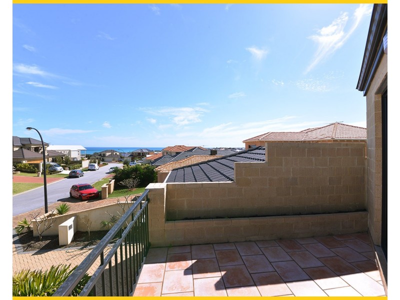17 Gateshead Loop, Mindarie WA 6030