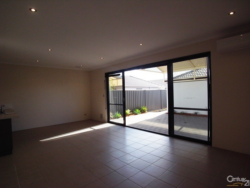 79 Grandis Boulevard, Banksia Grove WA 6031