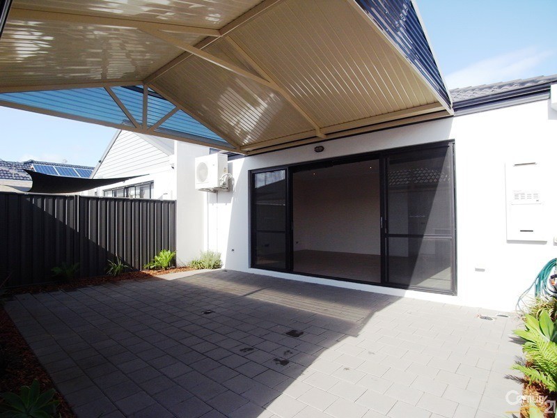 79 Grandis Boulevard, Banksia Grove WA 6031