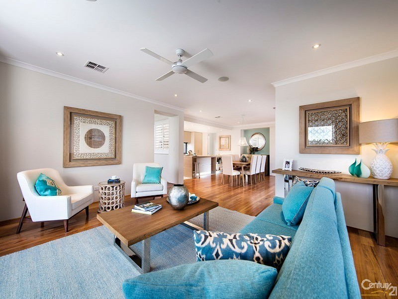 33 Nomad Drive, Clarkson WA 6030